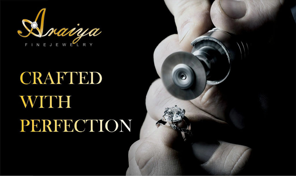 10K White Gold Diamond Halo Engagement Ring Size 5 H5362