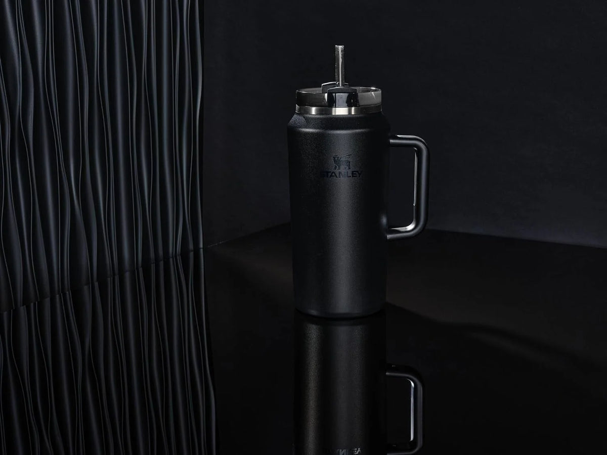 64 oz. Black Tumbler Y661
