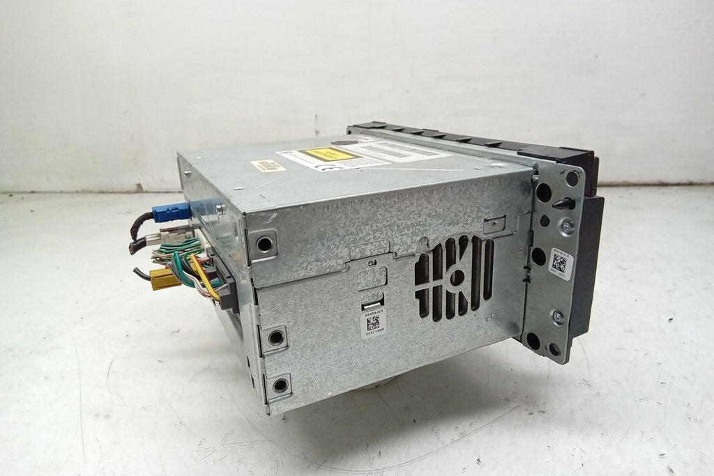 OEM CD Player Radio with Navigation F43565