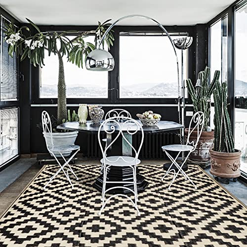 Waterproof Reversible Outdoor Rug 5x8 ft Black & Beige N29412