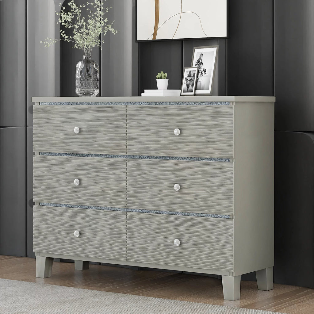 Silverwood Dresser with Crystal Accents M969838