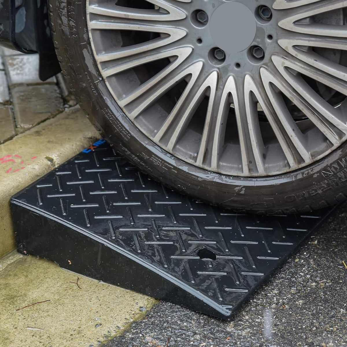 Rubber Curb Ramp 5.3" Rise 2 Pack Black Threshold Ramps with 4 Expansion Bolts G646957