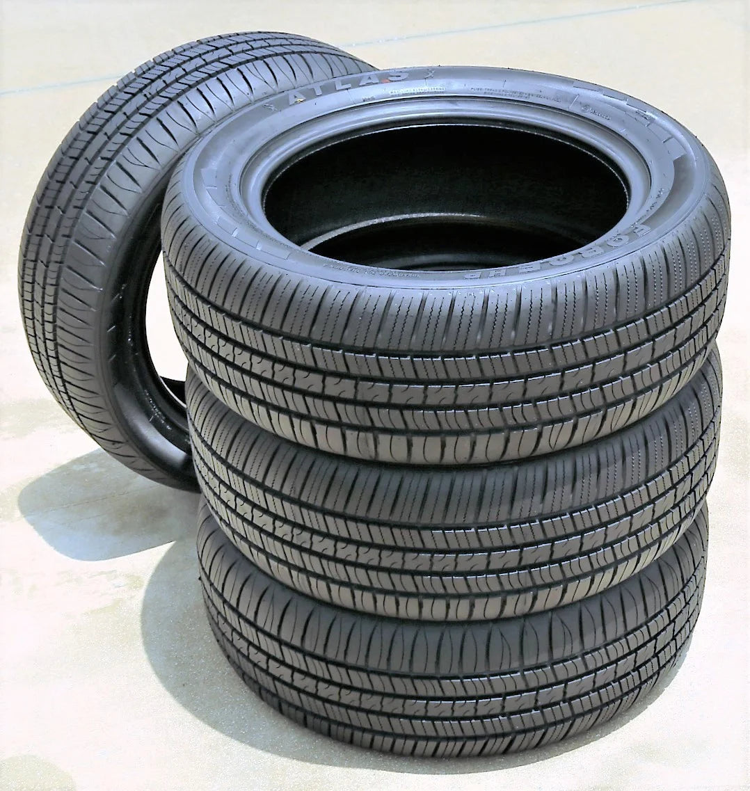 205/65R16 95H AS Performance Tire H8724