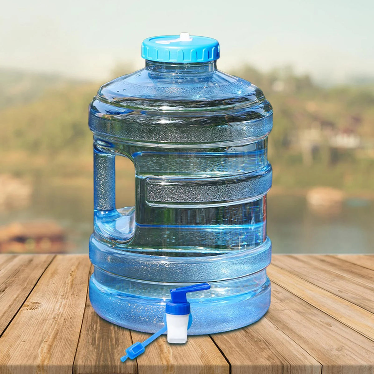 15L Water Container with Spigot Q132