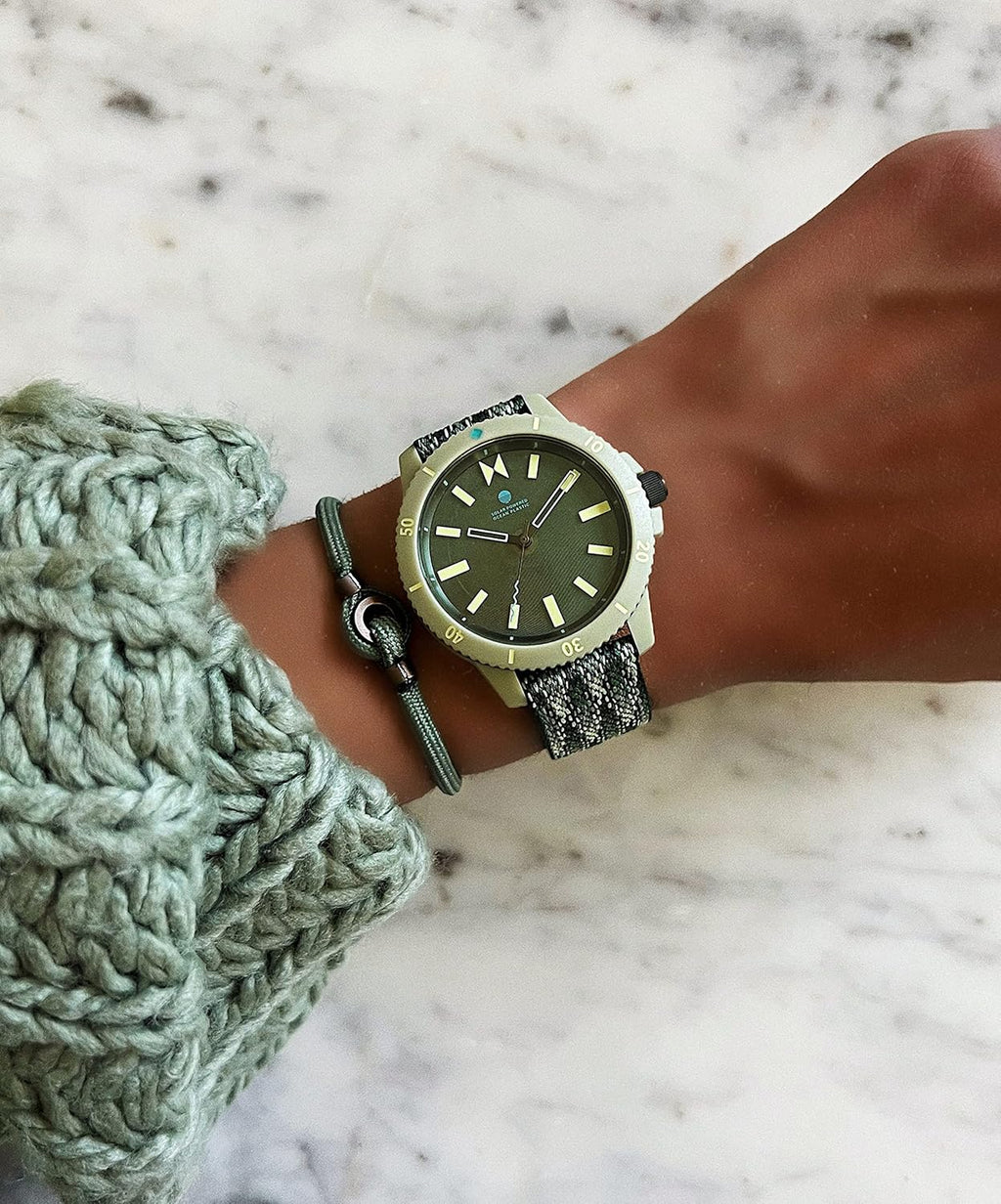 Green 38 MM Unisex Watch X4557
