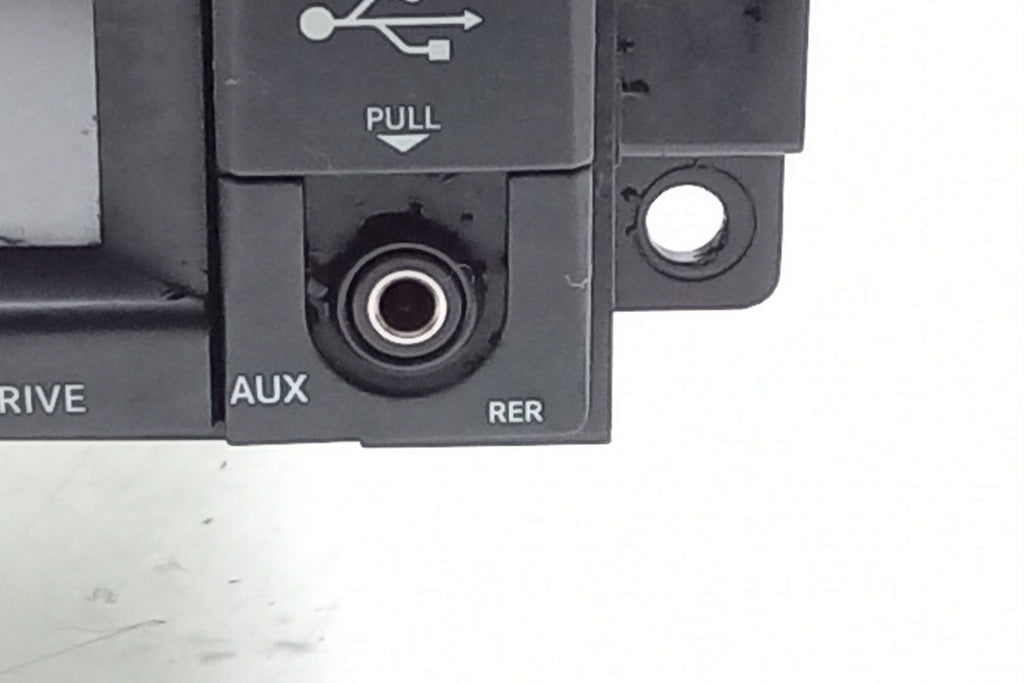 OEM CD Player Radio with Navigation F43565