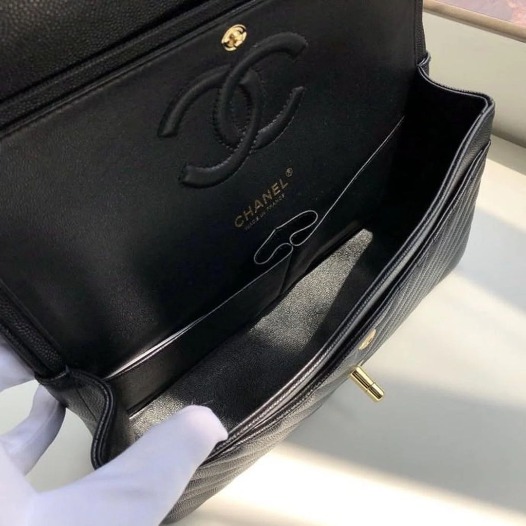 Black Chevron Shoulder and Crossbody Handbag M48423