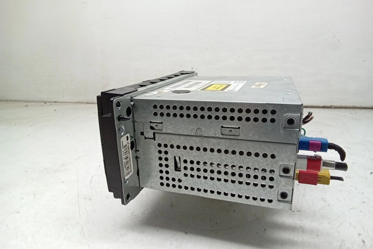 OEM CD Player Radio with Navigation F43565