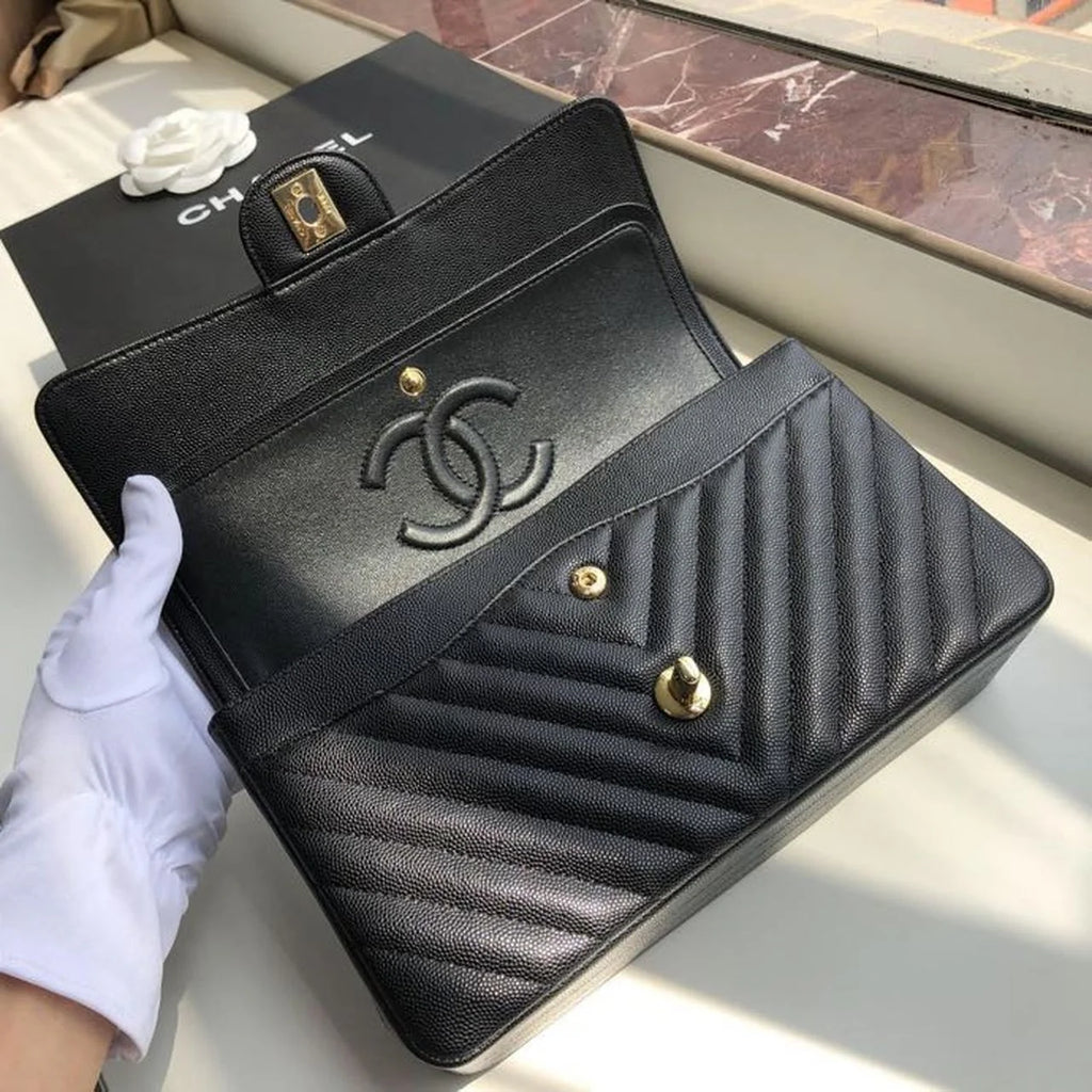 Black Chevron Shoulder and Crossbody Handbag M48423
