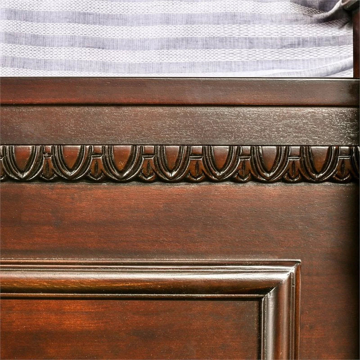 King Panel Wood Bed D9222