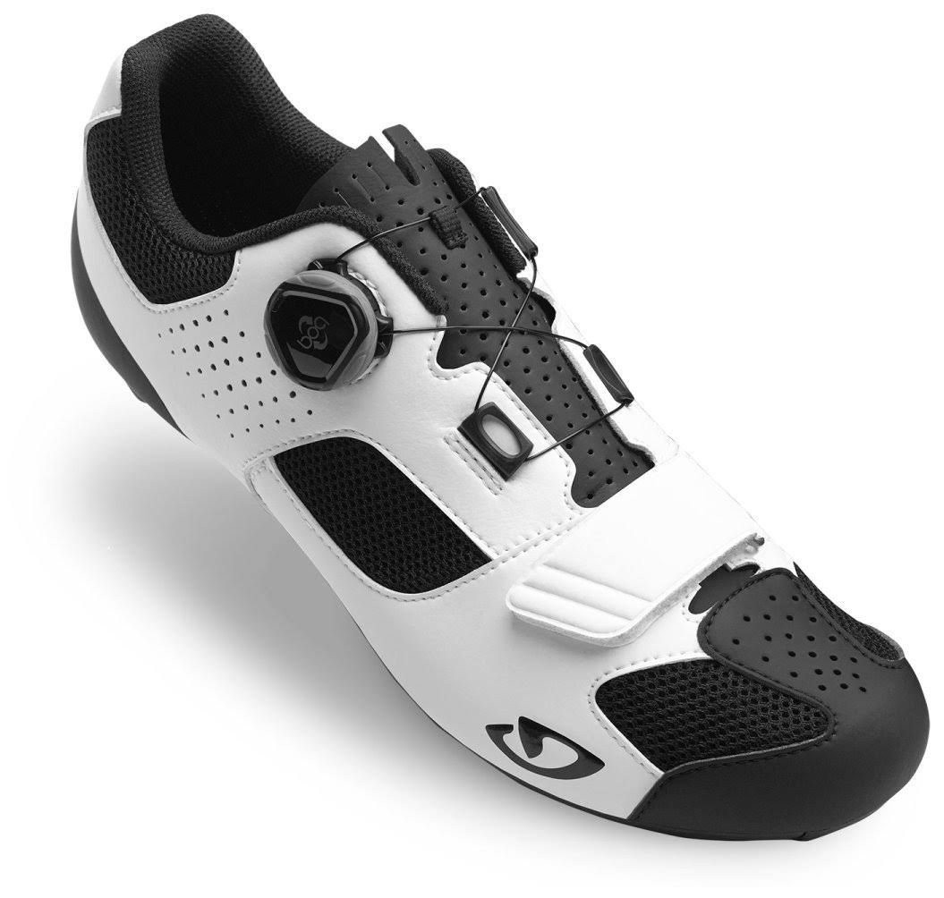White/Black Boa Ski Boots I441