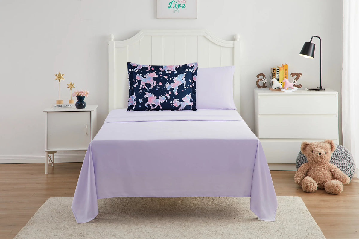 7-Piece Glow in the Dark Unicorn Bed-in-a-Bag, Full E650