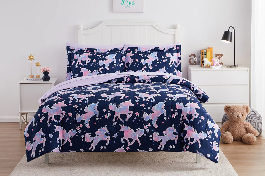 7-Piece Glow in the Dark Unicorn Bed-in-a-Bag, Full E650