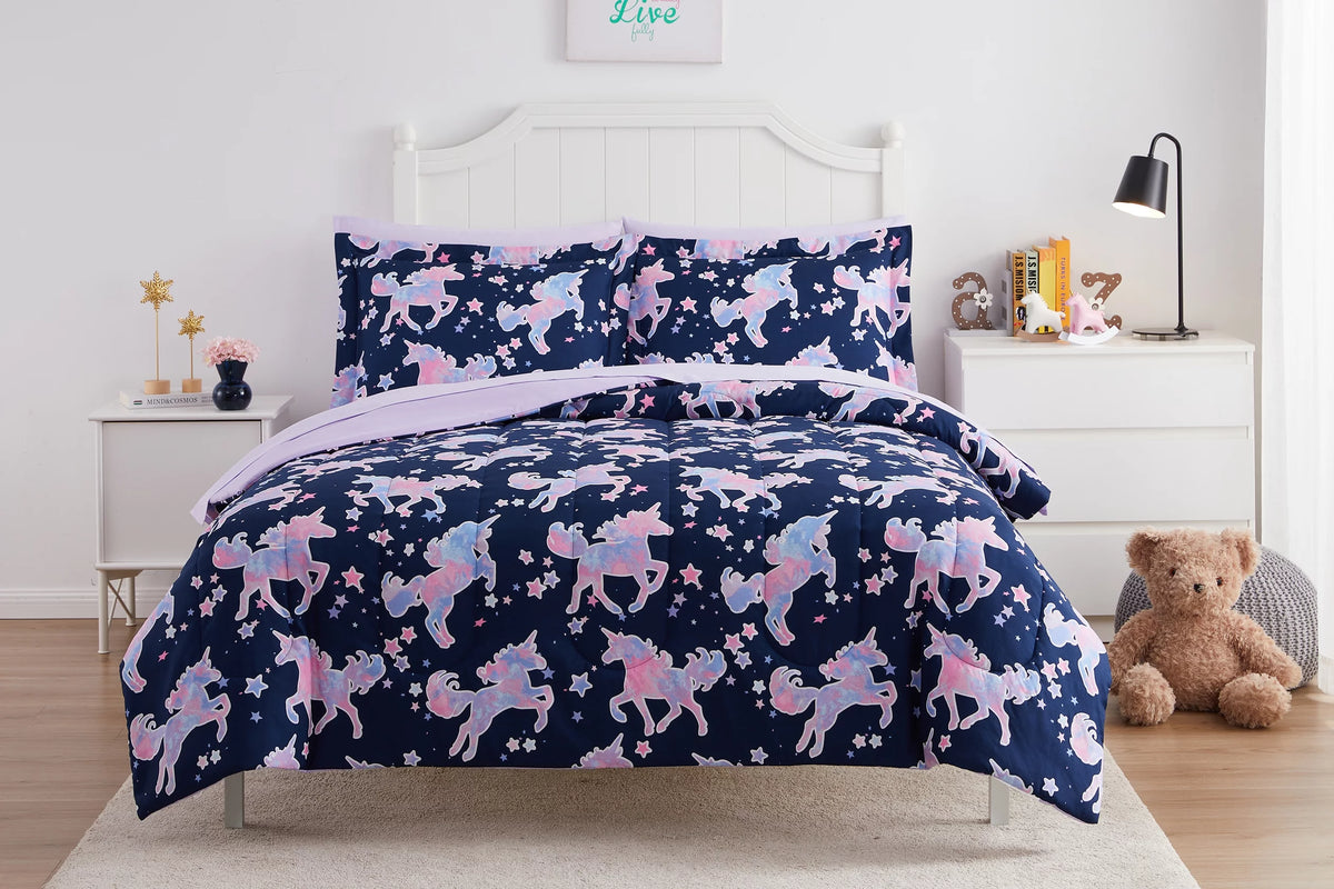 7-Piece Glow in the Dark Unicorn Bed-in-a-Bag, Full E650