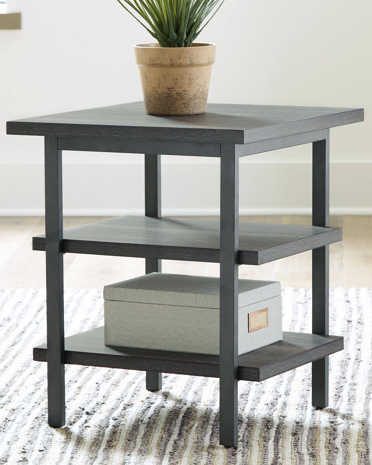 End Table (Set of 2) H999194