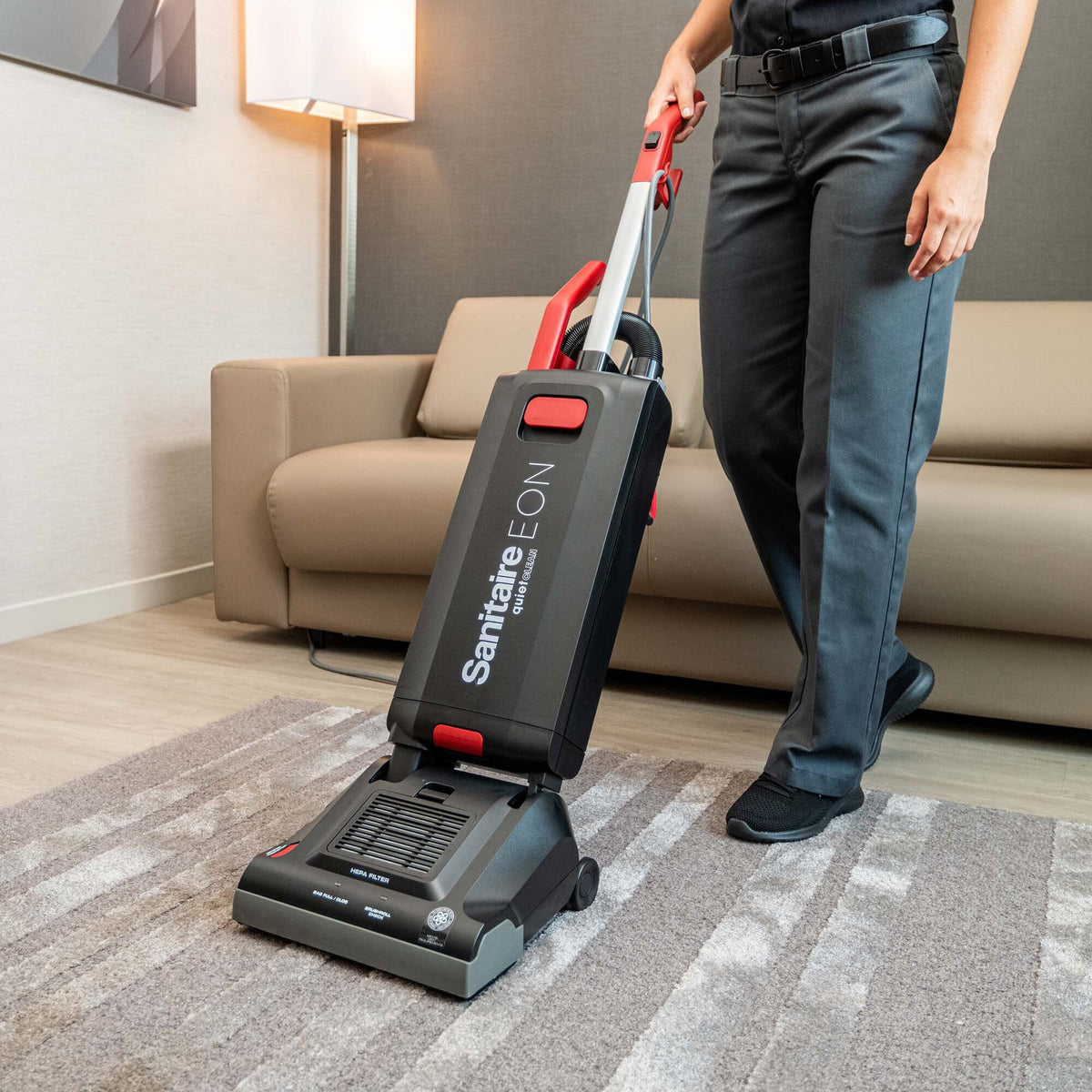 Commercial Upright Vacuum Z6032